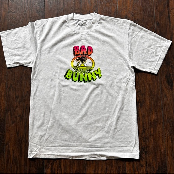 Bad Bunny Concert T-Shirt - Picture 1 of 3